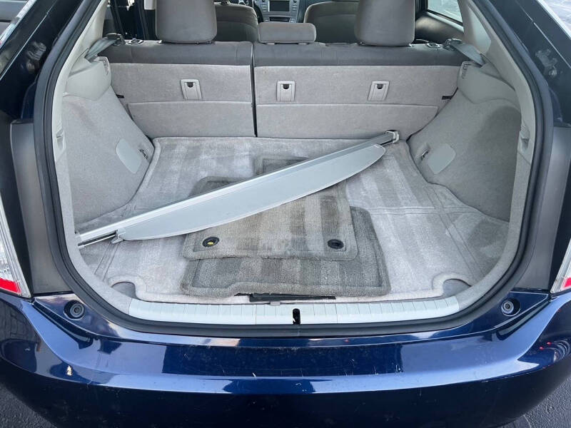 2012 Toyota Prius Two