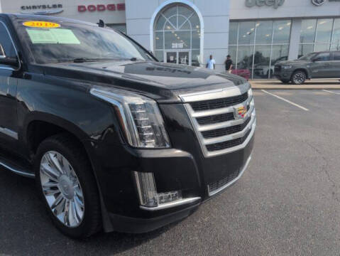 2019 Cadillac Escalade Luxury