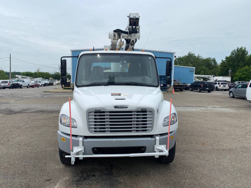 2015 Freightliner M2 106