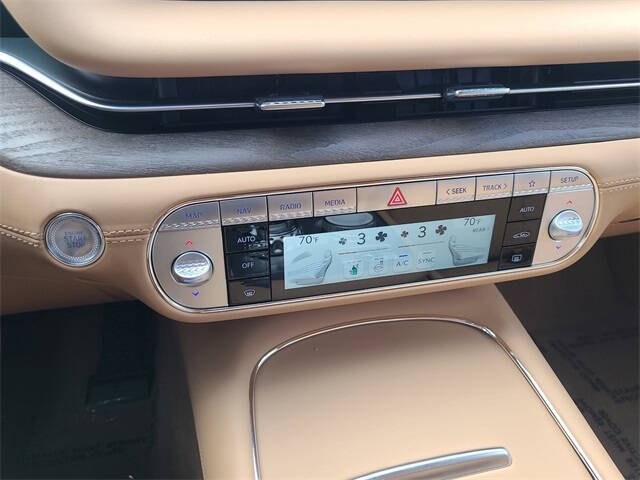 2025 Genesis G90 3.5T e-Supercharger