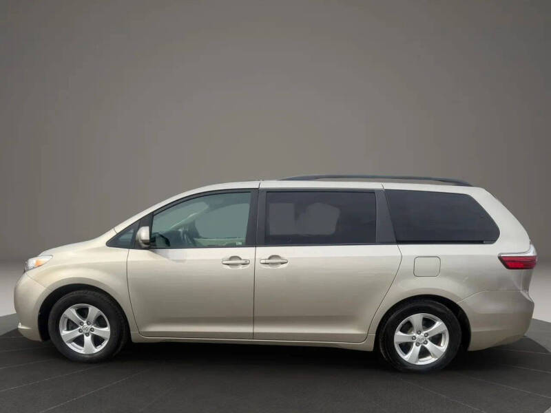 2017 Toyota Sienna