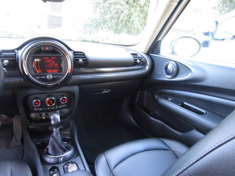 2017 MINI Clubman Cooper