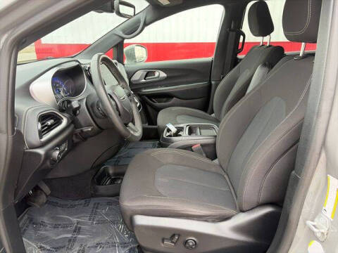 2022 Chrysler Pacifica Touring