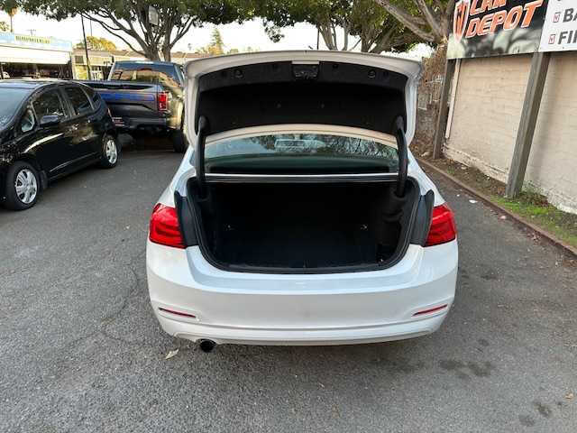 2018 BMW 3 Series 320i xDrive