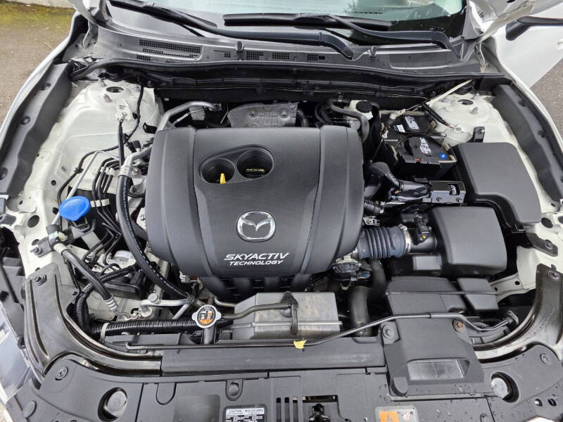 2017 Mazda MAZDA3 Touring