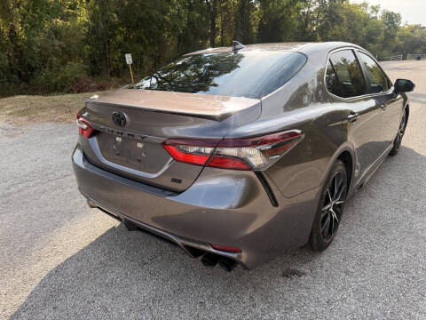 2022 Toyota Camry SE Nightshade