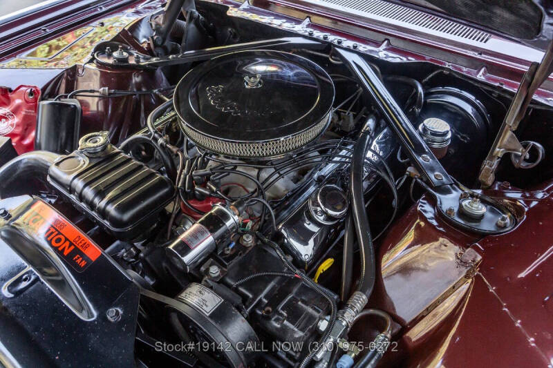 1963 Ford Thunderbird