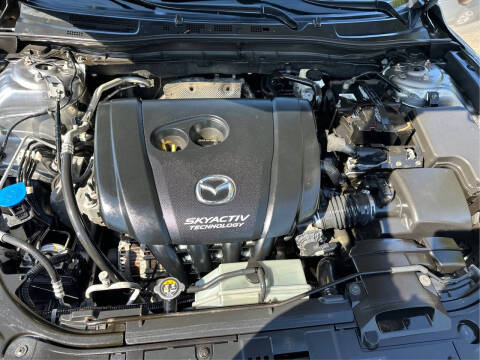 2015 Mazda MAZDA3