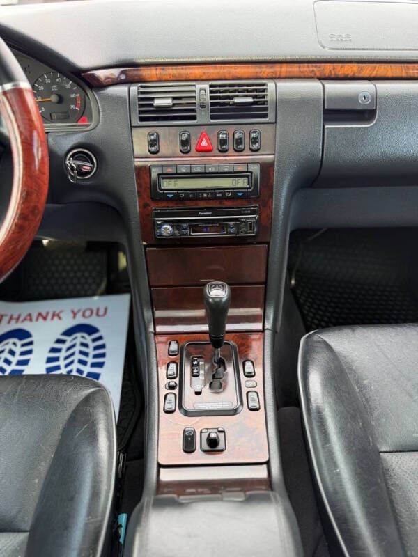 2000 Mercedes-Benz E-Class E 320 4MATIC