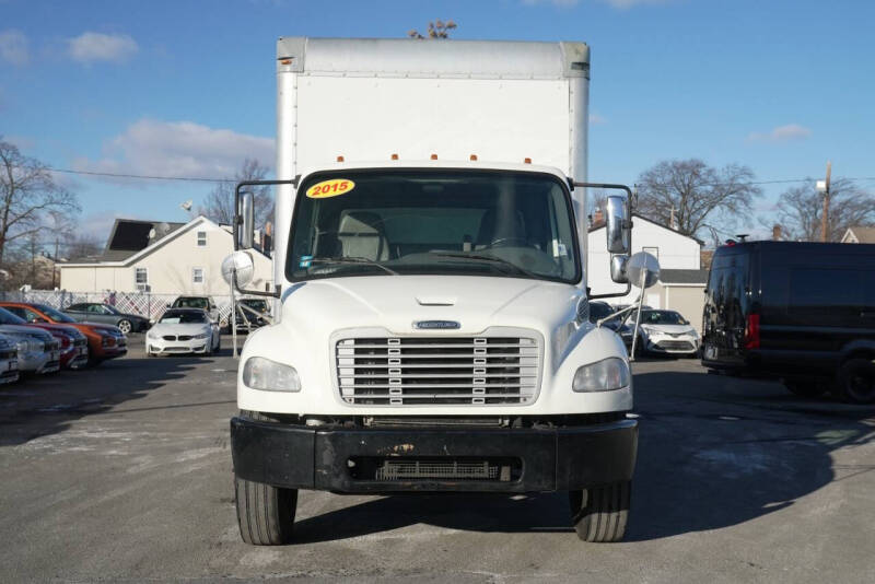 2015 Freightliner M2 106