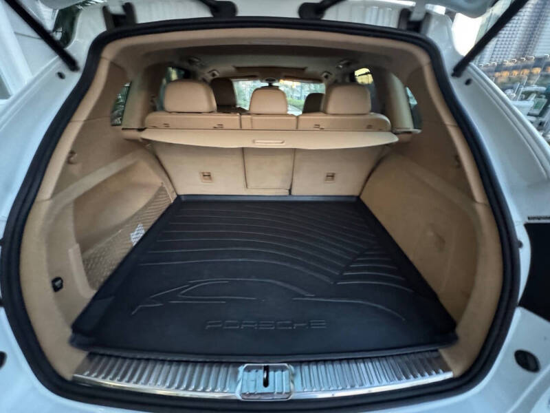 2013 Porsche Cayenne Tiptronic