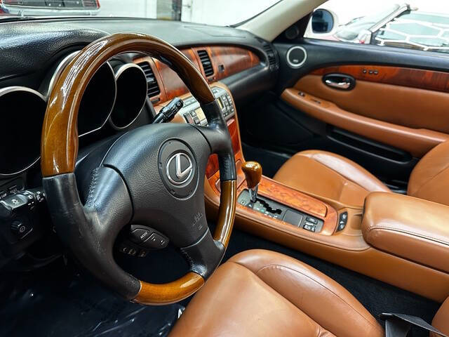 2004 Lexus SC 430