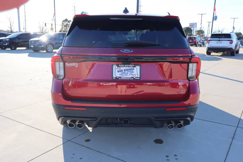 2025 Ford Explorer ST