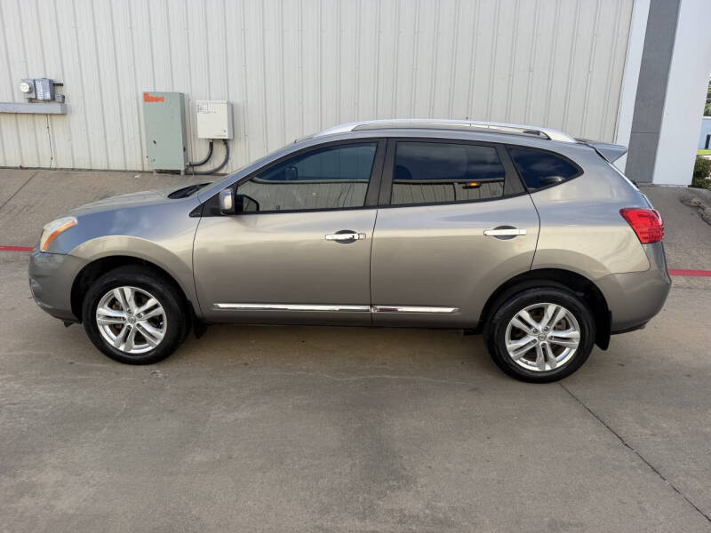 2013 Nissan Rogue SV
