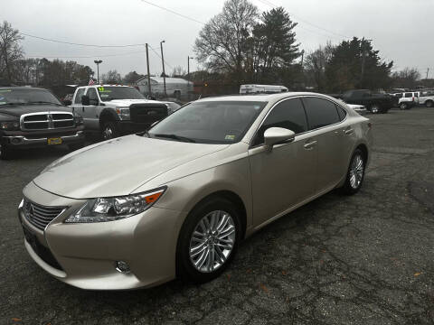 2015 Lexus ES 350 for sale at Carz Unlimited in Richmond VA