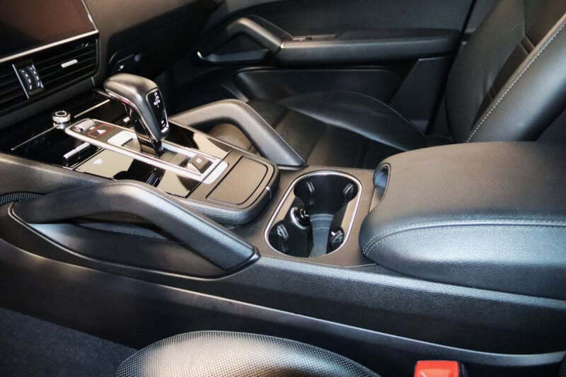 2023 Porsche Cayenne