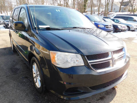 2014 Dodge Grand Caravan for sale at Macrocar Sales Inc in Uniontown OH