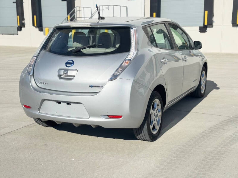 2012 Nissan LEAF SL