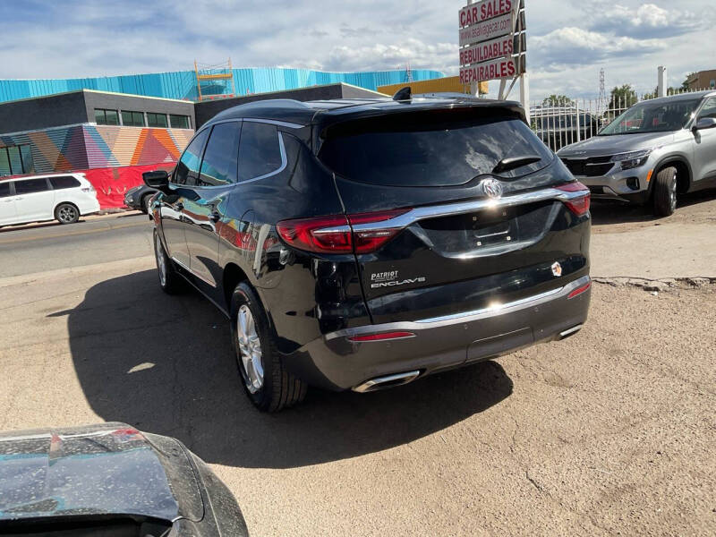 2020 Buick Enclave Essence