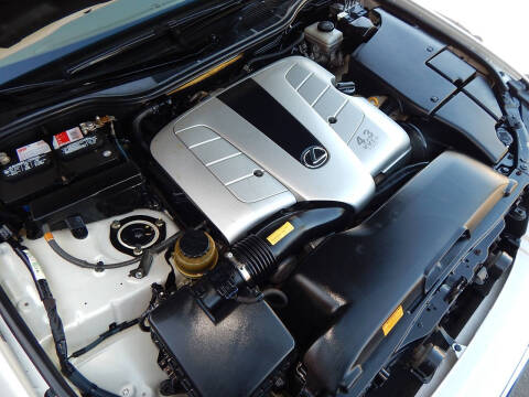 2005 Lexus LS 430