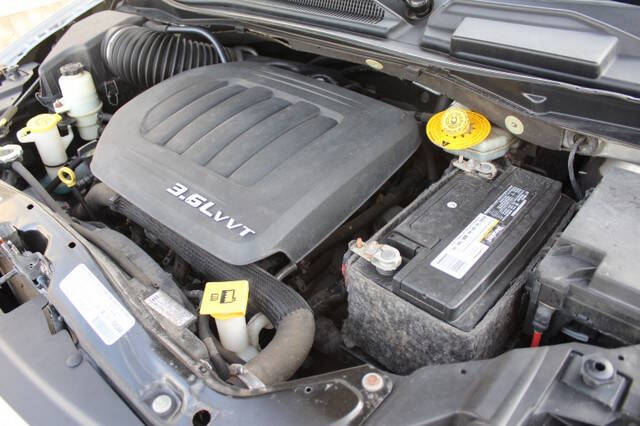 2013 Chrysler Town and Country Touring