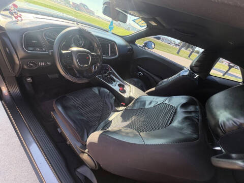2017 Dodge Challenger SXT