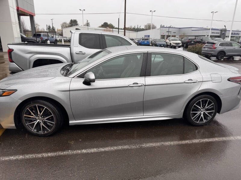 2021 Toyota Camry SE