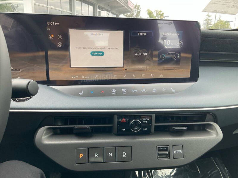 2026 Nissan LEAF Platinum+