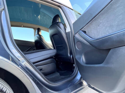 2022 Tesla Model Y Long Range