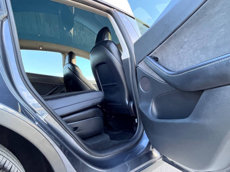 2022 Tesla Model Y Long Range