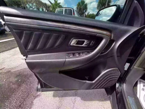 2015 Ford Taurus Limited