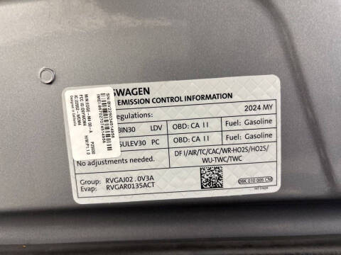 2024 Volkswagen Tiguan SE R-Line Black