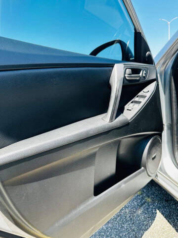 2013 Mazda MAZDA3 i Grand Touring