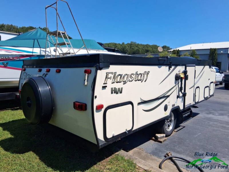 2017 Flagstaff M-21TBHW