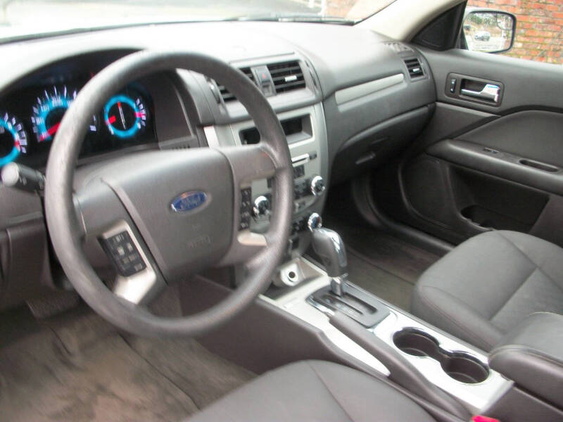 2011 Ford Fusion SE