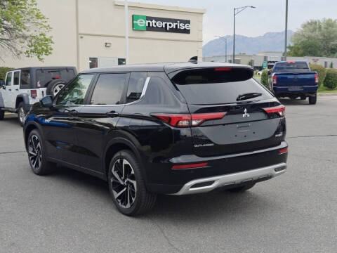 2025 Mitsubishi Outlander PHEV SE