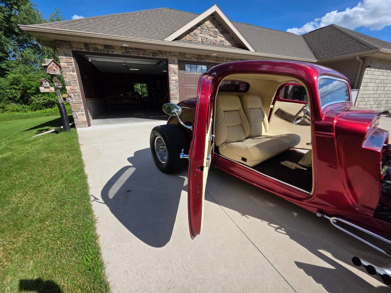1933 Ford Coupe 126
