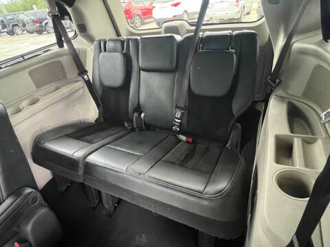 2014 Dodge Grand Caravan SXT 30th Anniversary