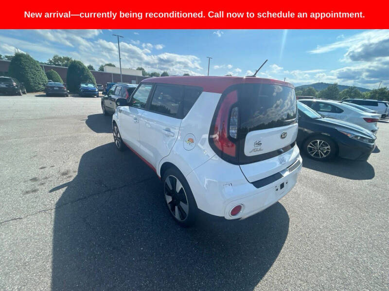 2017 Kia Soul +