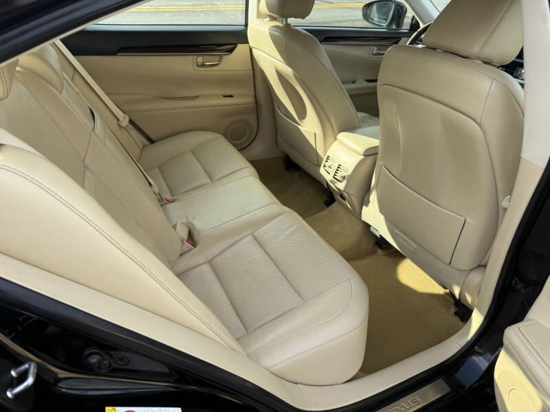 2013 Lexus ES 350