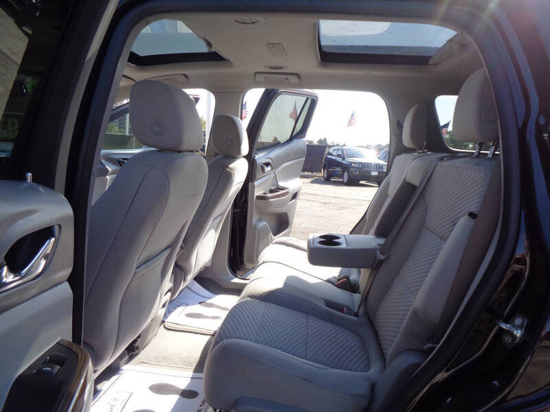 2018 GMC Acadia SLE-2