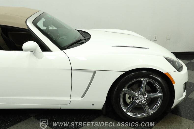2009 Saturn SKY Red Line
