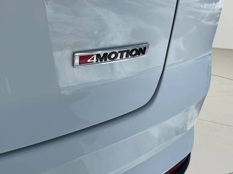 2022 Volkswagen Atlas Cross Sport SE 4Motion