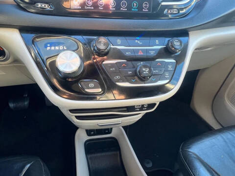 2018 Chrysler Pacifica Touring L