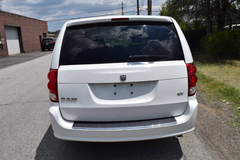 2016 Dodge Grand Caravan R/T