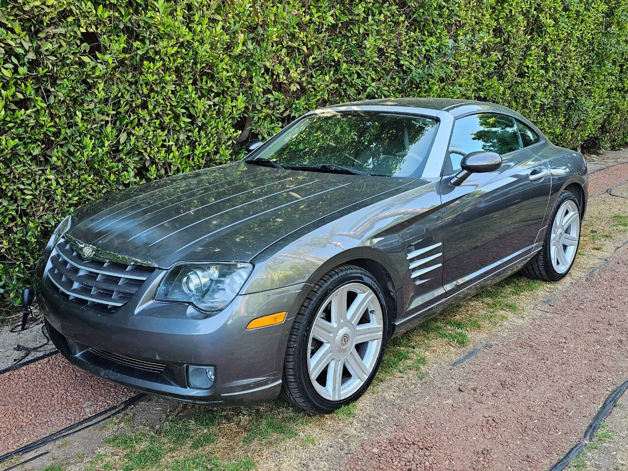 2005 Chrysler Crossfire 17