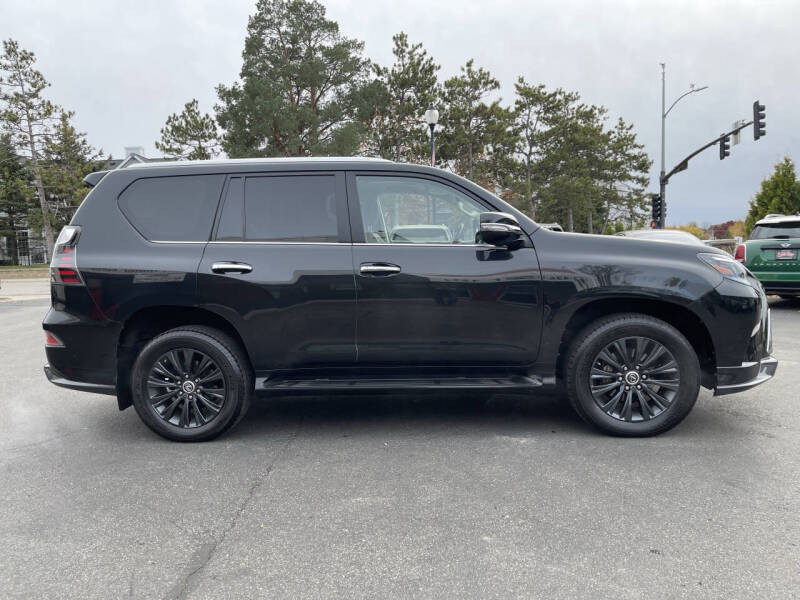 2023 Lexus GX 460
