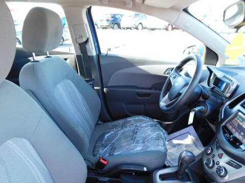 2016 Chevrolet Sonic LT Auto