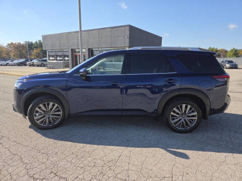 2024 Nissan Pathfinder SL