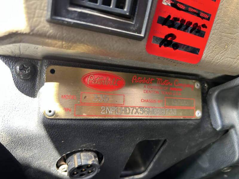 2006 Peterbilt 335 Mechanic's Truck